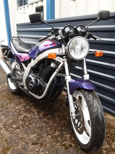 Suzuki GS 500 e